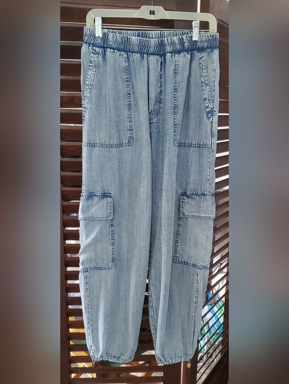 Light Blue Women's Denim Cargo Jeans Size Medium